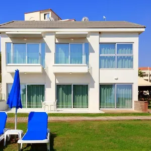 Ocean Suites Luxury Протарас